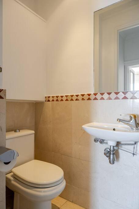 Newly Renovated! Harbour View On Balcony Terrace Apartment Cannes